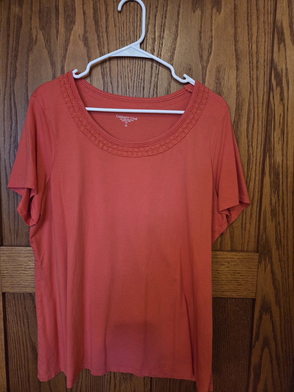 Coldwater Creek Coral Scoop-Neck Short Sleeve Tee with Crochet Trim